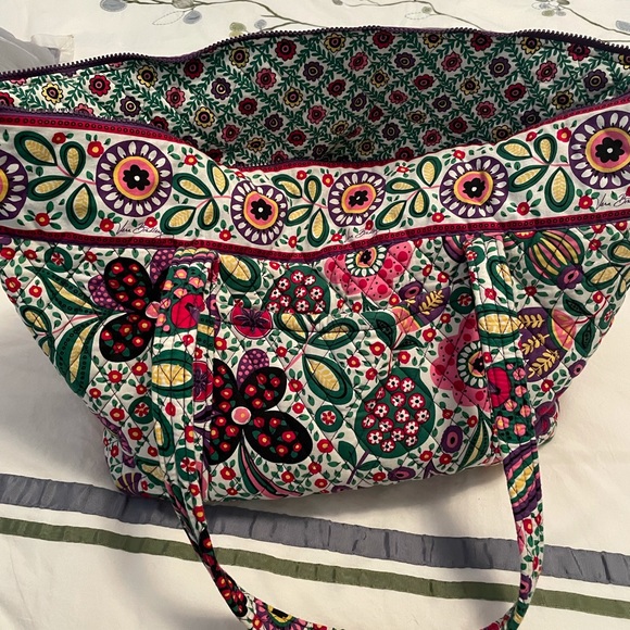 Vera Bradley tote - Picture 1 of 5